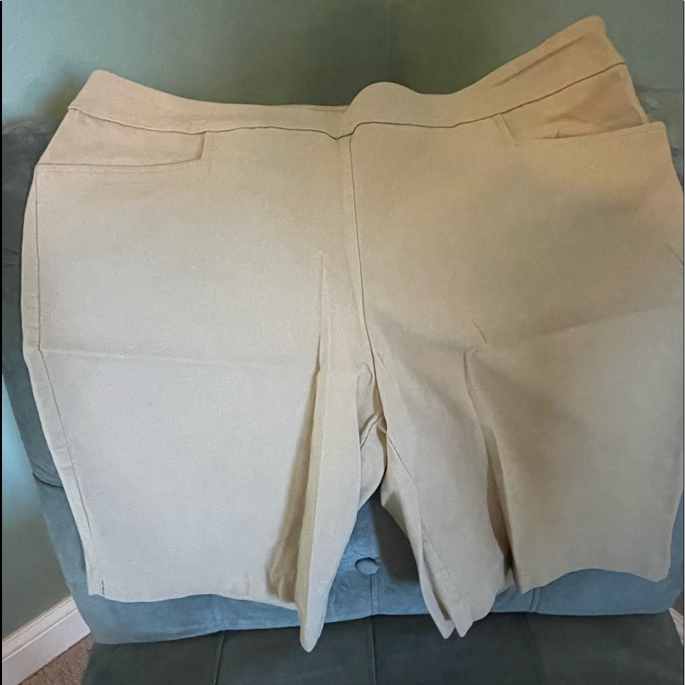 4 pair Woman’s shorts